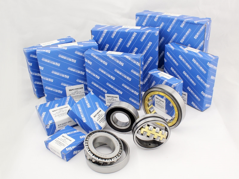 What is the law of change in the load-bearing capacity of joint bearings under different swing angles and loads？