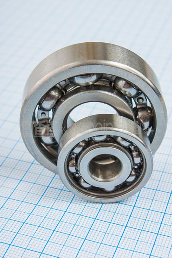 What are the damage detection methods for miniature bearings, and how do they cater to the specific nature of miniature dimensions？